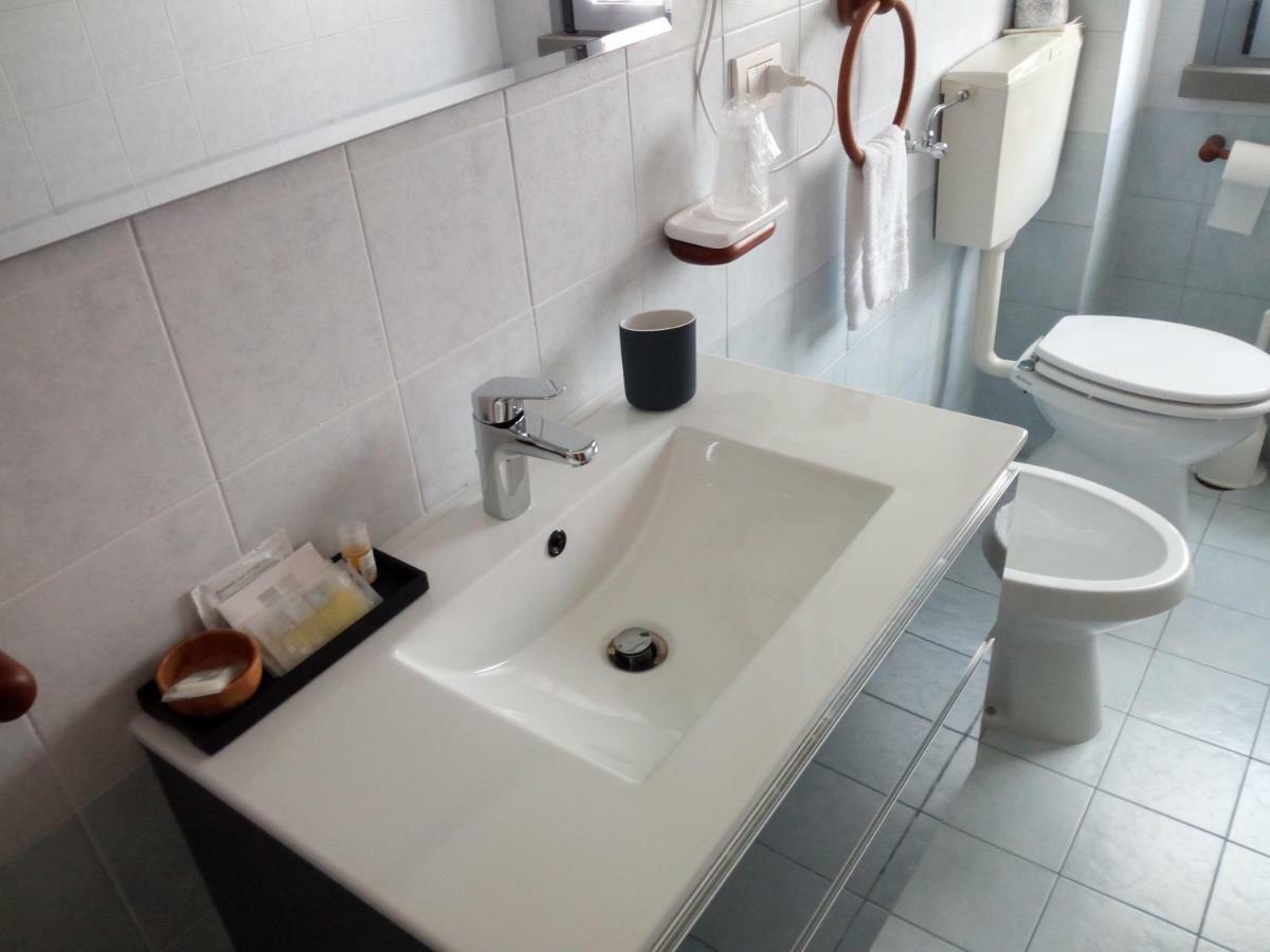 Hotel San Lorenzo Pegognaga Chambre photo