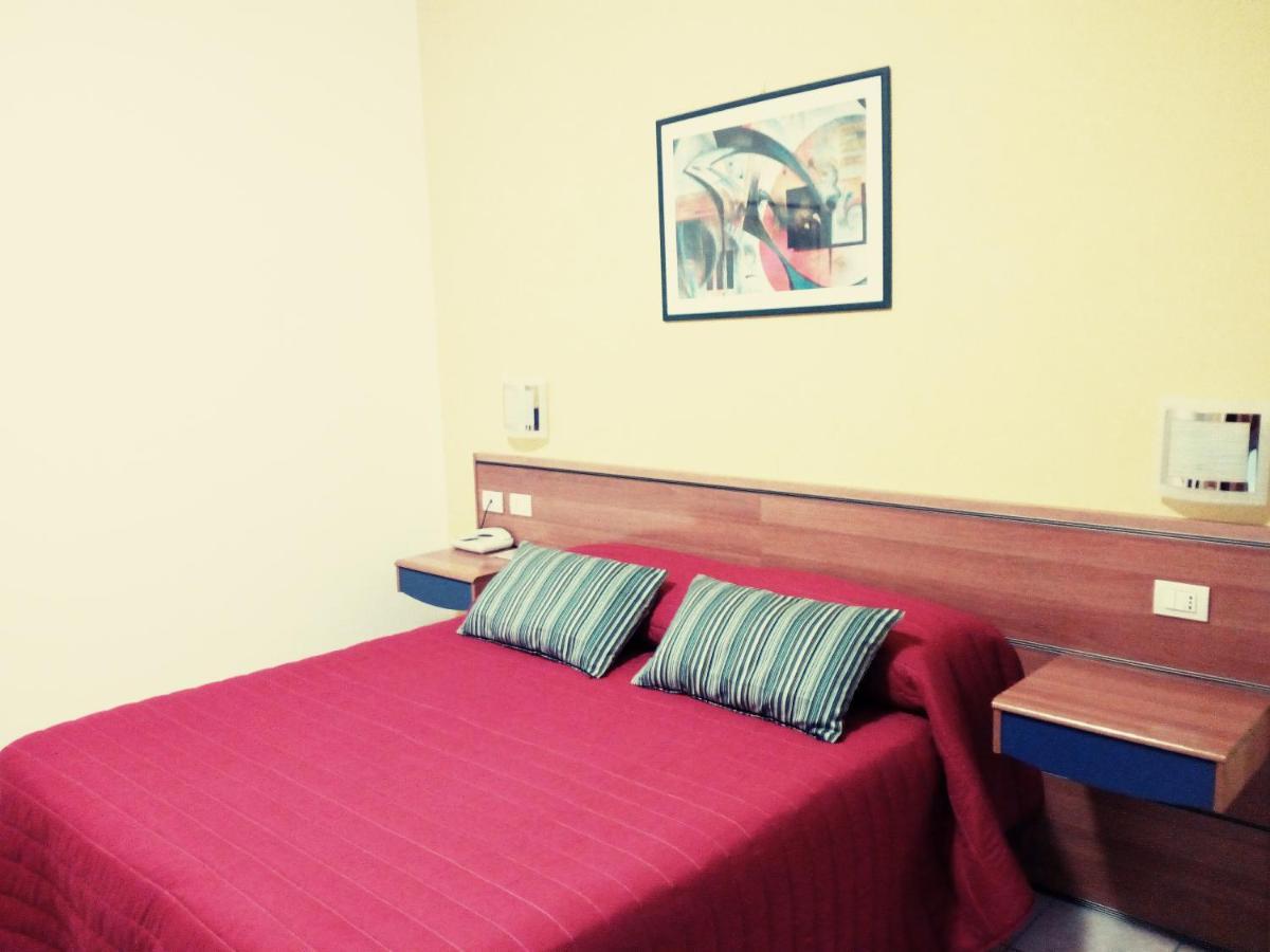 Hotel San Lorenzo Pegognaga Chambre photo